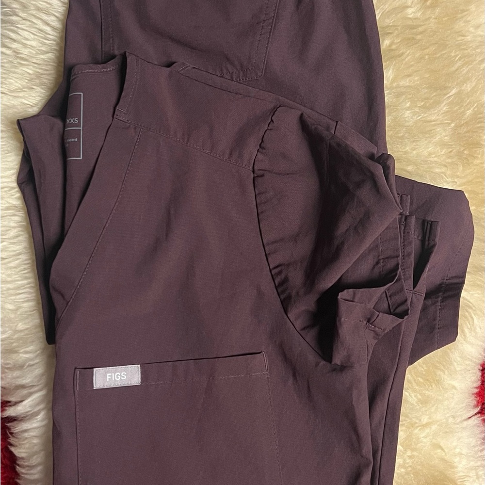Figs espresso, brown scrub set